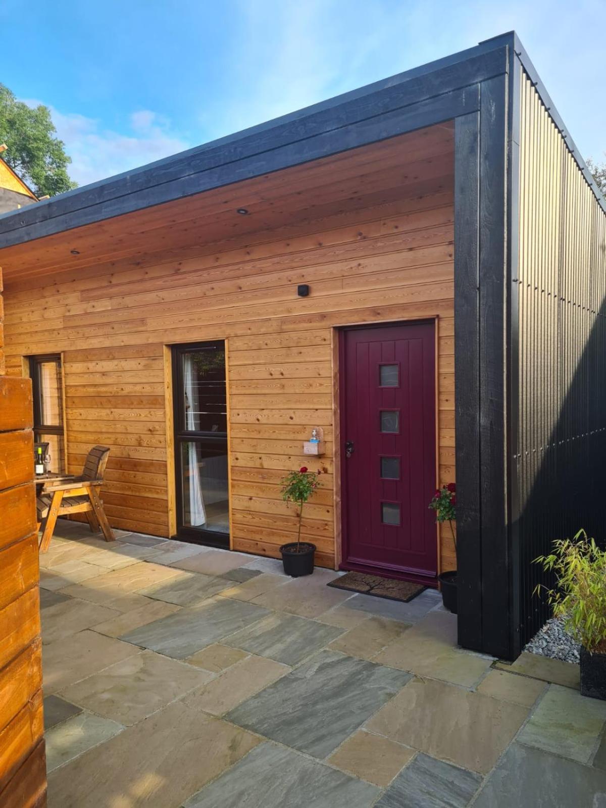 The Hide Apartment Ullapool Exterior photo
