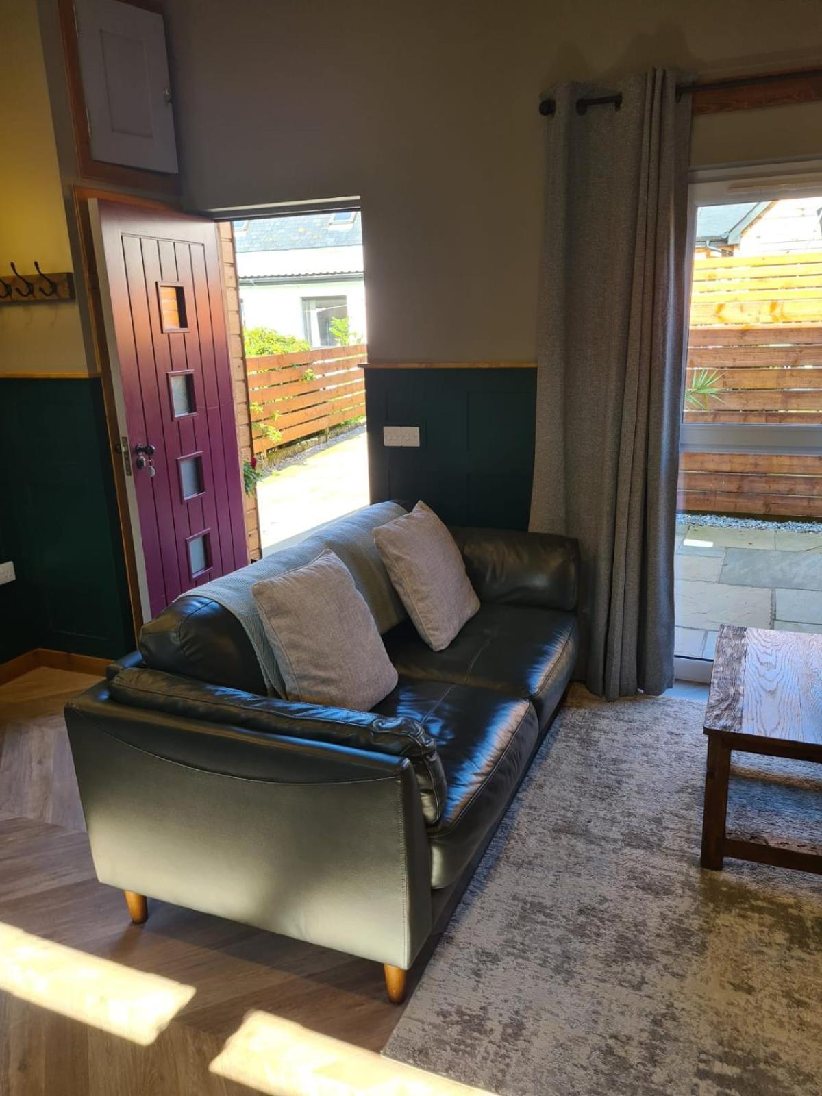 The Hide Apartment Ullapool Exterior photo